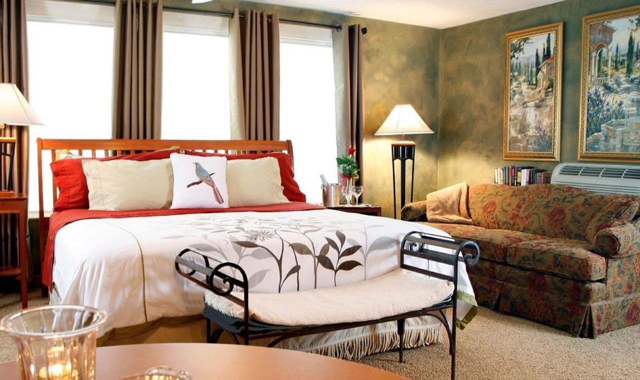 Prairieside Suites Luxury Bed & Breakfast Grandville Exteriör bild